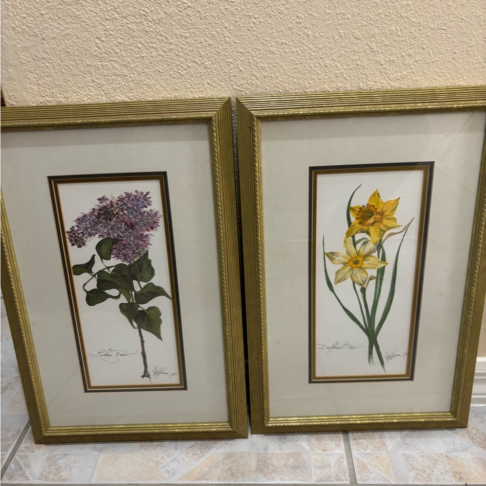 Pair of matte pictures